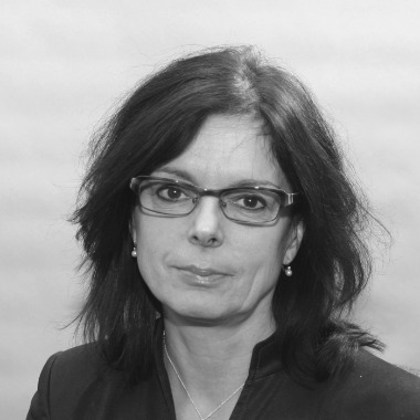 Dr. Hoffmann Márta